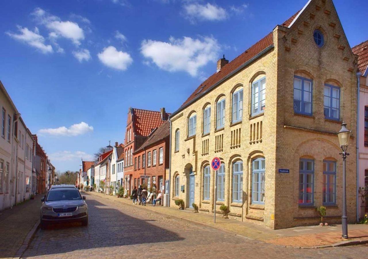 Friedrichstadtnixe, Meerchenhaftes Haus Mit Sauna Eksteriør bilde